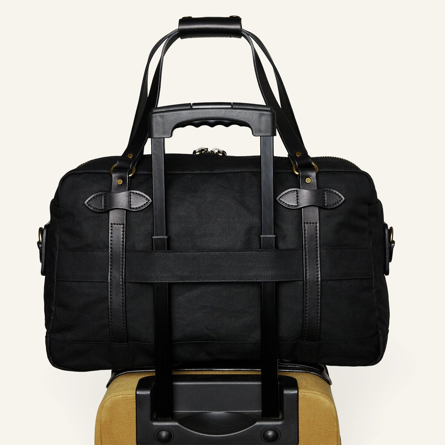 FILSON 48-HOUR TIN CLOTH DUFFLE BAG - BLACK