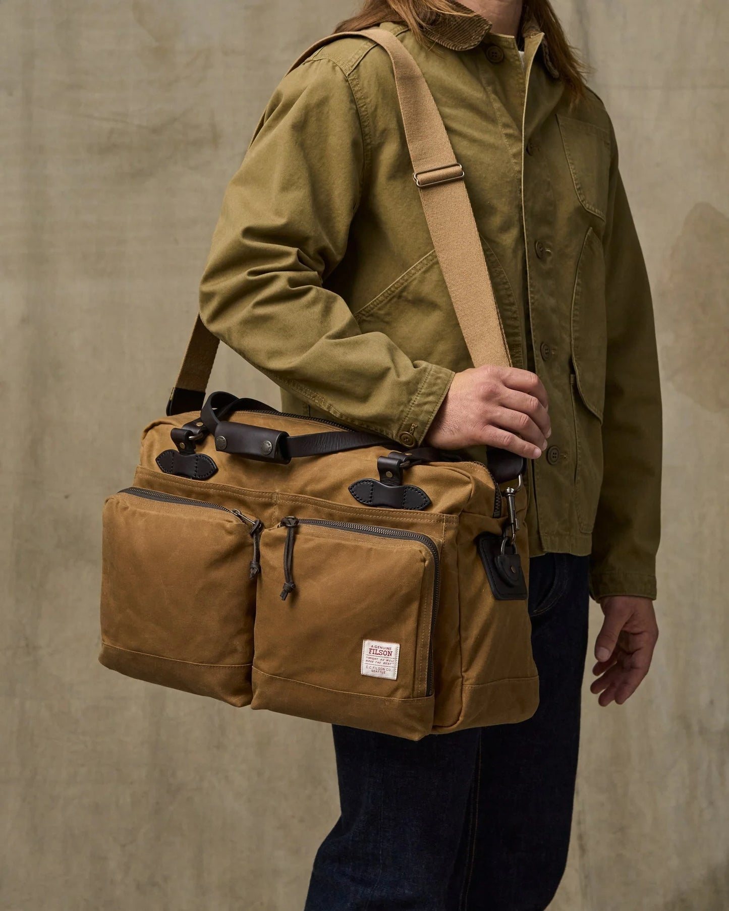 FILSON 48-HOUR TIN CLOTH DUFFLE BAG - DARK TAN