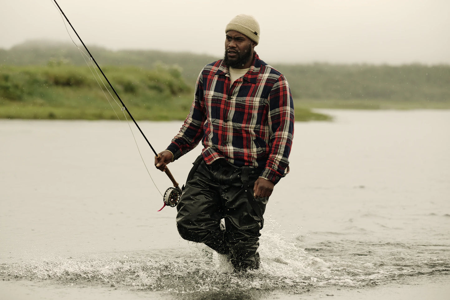 FILSON DEER ISLAND RANCH COAT - NAVY RED MULTI PLAID