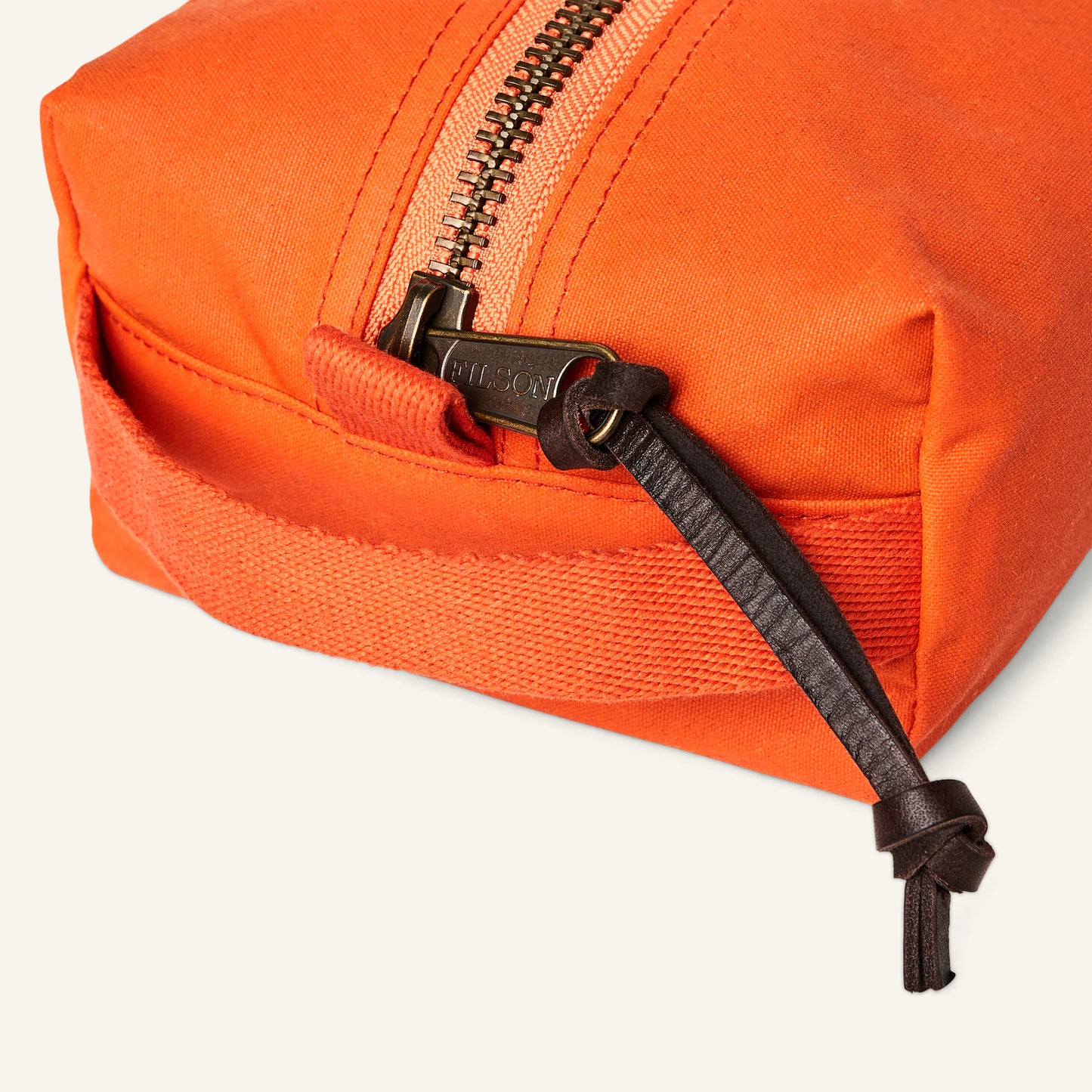 FILSON TIN CLOTH TRAVEL KIT - FLAME