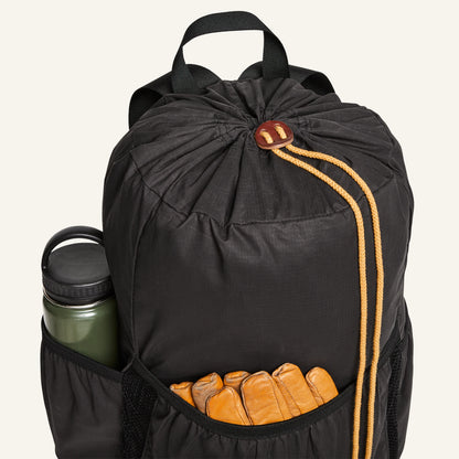 FILSON TRAVELLER STOWAWAY BACKPACK - CINDER