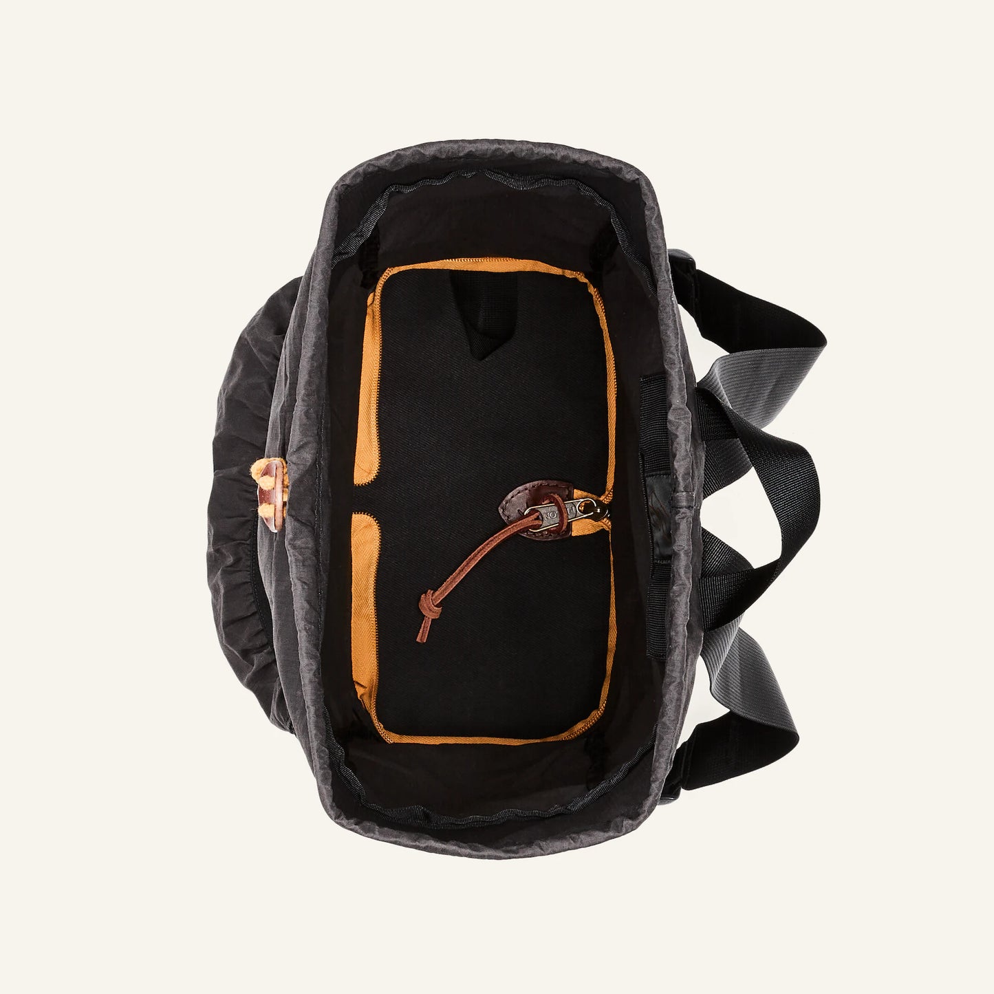 FILSON TRAVELLER STOWAWAY BACKPACK - CINDER