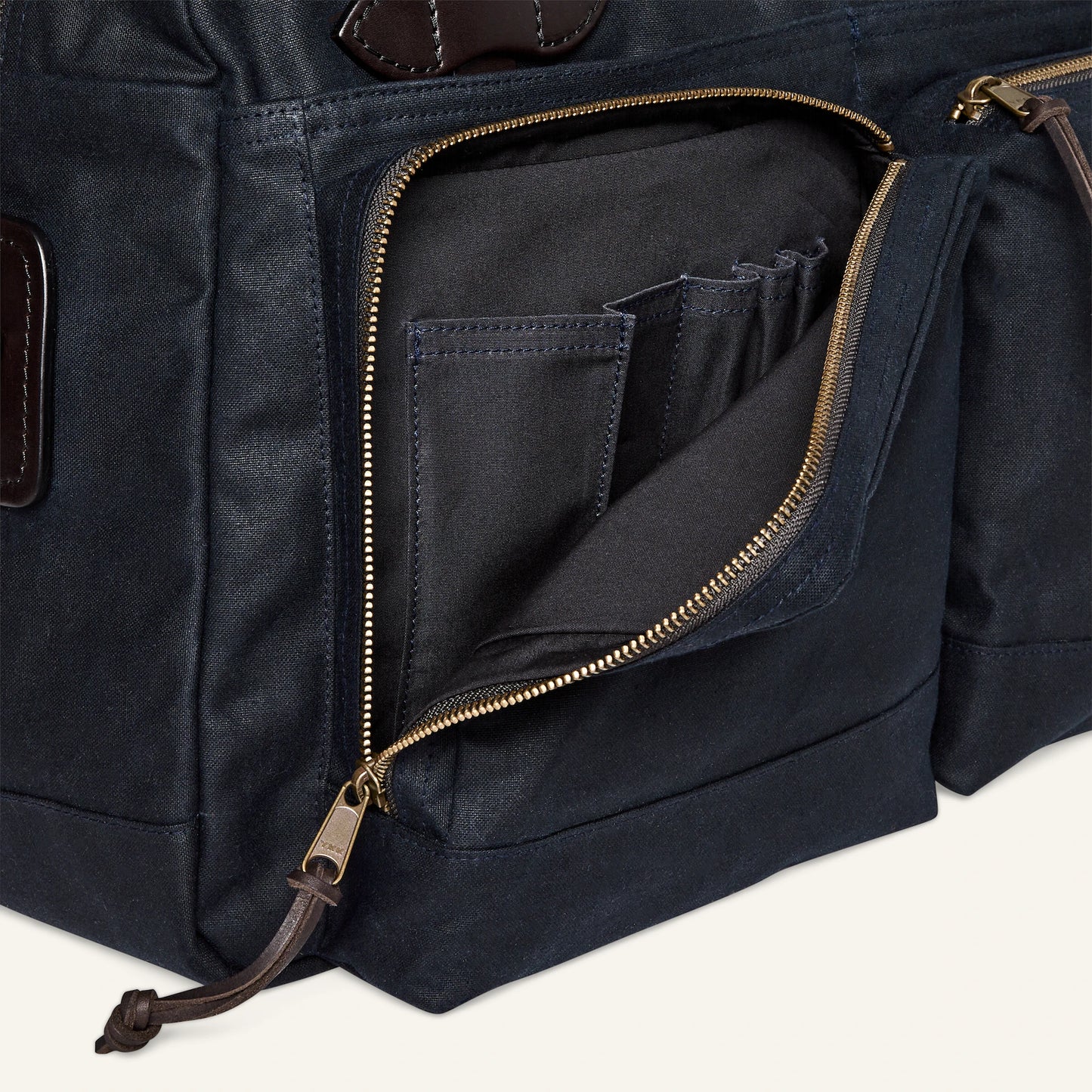 FILSON 48-HOUR TIN CLOTH DUFFLE BAG - NAVY