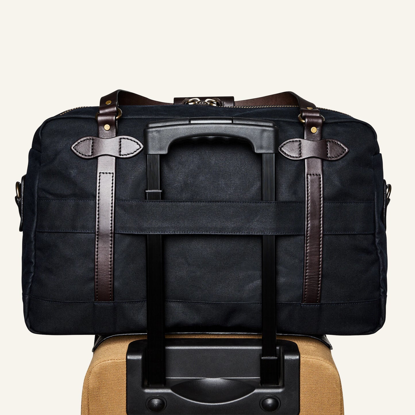 FILSON 48-HOUR TIN CLOTH DUFFLE BAG - NAVY